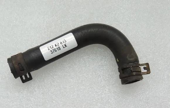 Chrysler Grand Voyager V Engine coolant pipe/hose K68031565AA 68031565AA