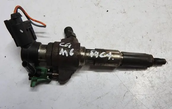 Fuel injector