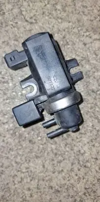 BMW 3 E46 Starter motor/solenoid 2247906