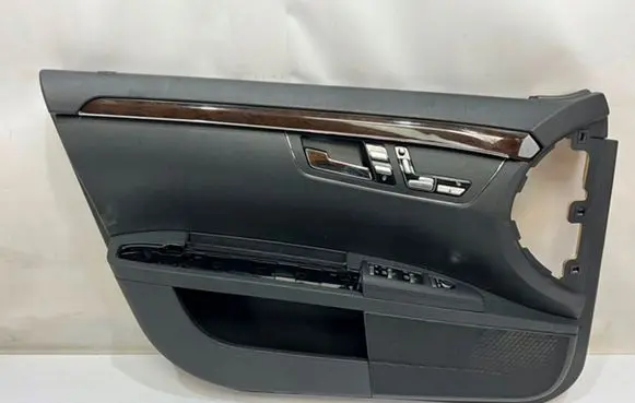 Mercedes-Benz S AMG W221 Front door card panel trim A2218708458