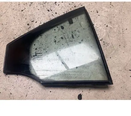 Nissan Primera Rear vent window glass 43R00048