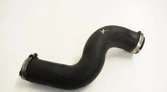 Audi A4 S4 B8 8K Intercooler hose/pipe 8K0145737