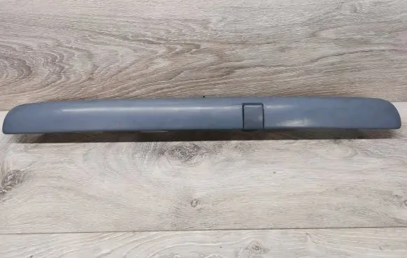 Volvo 850 Trunk door license plate light bar 9152287