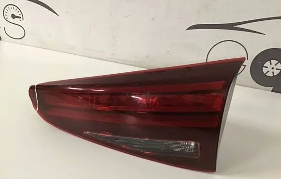 Hyundai Tucson IV NX4 Tailgate rear/tail lights 92404D7600