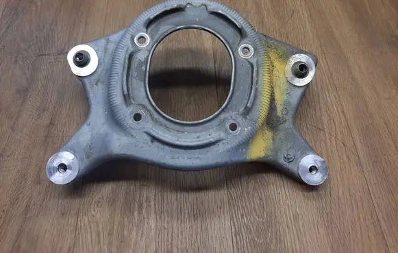 Coil spring mount