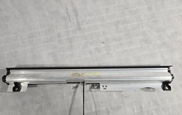 Audi A8 S8 D4 4H Rear door window curtain/sunshade 4H0861334