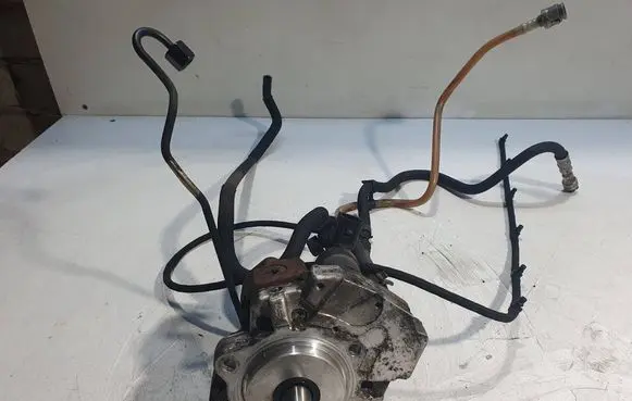 BMW X5 E53 Fuel injection high pressure pump 7788678 0445010073 503468412151