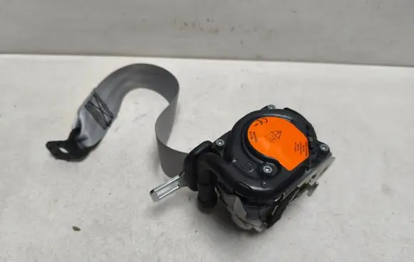 Porsche Macan (95B) Rear seatbelt 95B857805B
