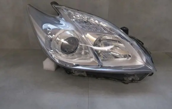 Toyota Yaris Headlight/headlamp