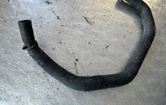 Nissan Qashqai Engine coolant pipe/hose