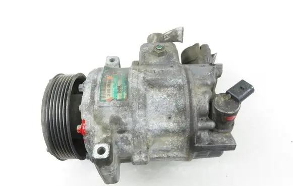 Volkswagen Touran I Air conditioning (A/C) compressor (pump) 1K0820803Q