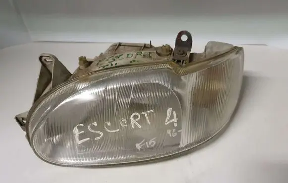 Ford Escort Headlight/headlamp