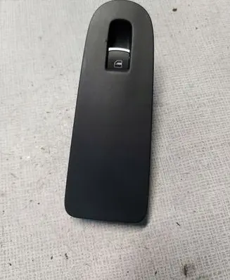 Seat Alhambra (Mk2) Electric window control switch 7N0868248