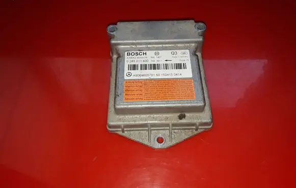Volkswagen Crafter Airbag control unit/module A9069005701 0285011400 1504150414