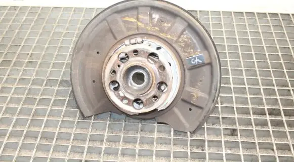 Mercedes-Benz E W212 Rear wheel hub