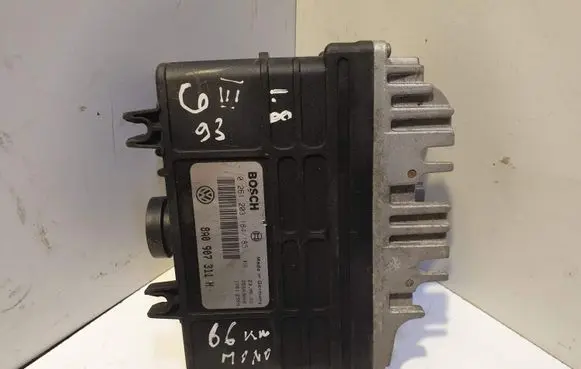 Volkswagen Golf III Engine control unit/module 0261203184 8A0907311H