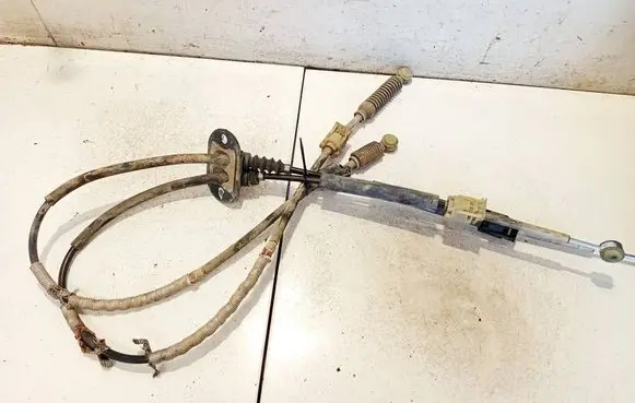Mazda 5 Gear shift cable linkage 