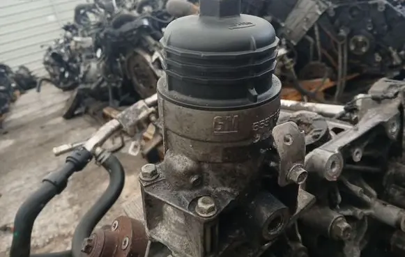 Opel Insignia A Oil filter cover 55578235
