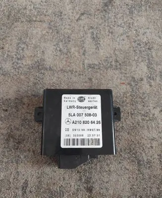 Mercedes-Benz CLK A208 C208 Light module LCM A2108206426 303588 5LA00750803