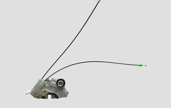 Toyota Yaris Front door lock