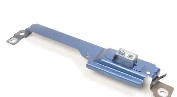 Volvo XC60 Fender mounting bracket 31424581