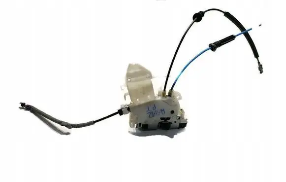 Mercedes-Benz E W212 Rear door lock A2047301435
