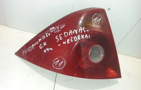 Ford Mondeo Mk III Rear/tail lights 1S7113405A
