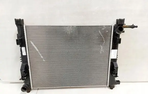 Renault Clio IV Coolant radiator 214107326R
