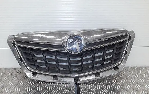 Front bumper lower grill