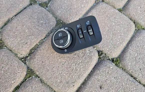 Opel Crossland X Light switch 39132265