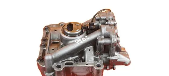 Opel Antara Oil pump 96992601 Z22D1