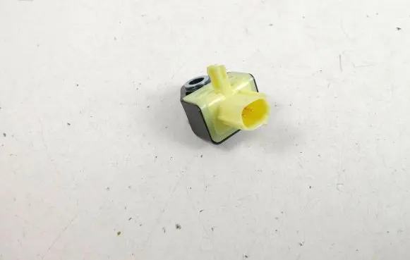 Toyota Hilux (AN120, AN130) Airbag deployment crash/impact sensor 898310K040