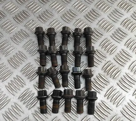 Mercedes-Benz E A207 Nuts/bolts A0009908307