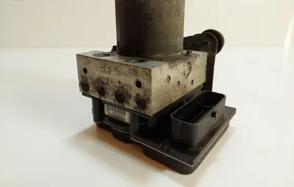 Audi A5 8T 8F ABS Pump 8K0907379K