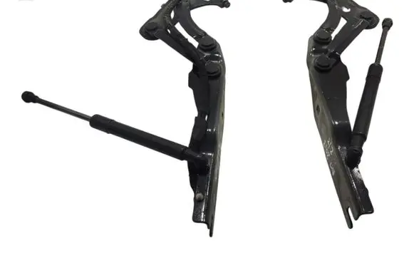 Audi A1 Engine bonnet/hood hinges 8X0823301 8X0823302