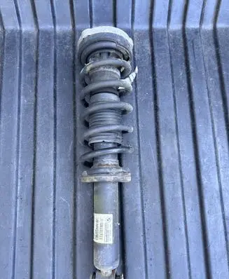 BMW X3 F25 Rear shock absorber with coil spring 6796422 33526796422 6787209