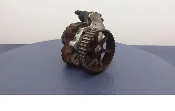 Renault Laguna II Fuel injection high pressure pump 8200108225