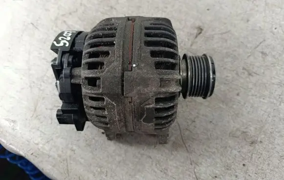 Volkswagen Sharan Generator/alternator 028903028E