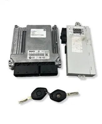 BMW 5 E60 E61 Engine control unit/module 0281012190 7798422 1039S09097