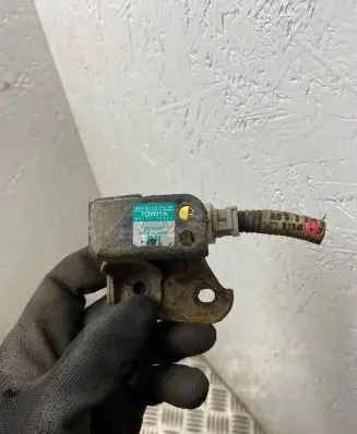 Toyota RAV 4 (XA20) Airbag deployment crash/impact sensor 8917342070