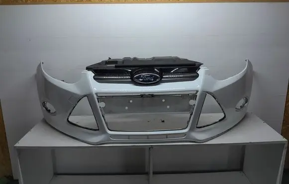 Ford Focus Front bumper BM5117757A BM5117A989A BM5117E778A
