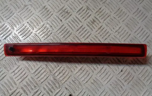 Renault Megane II Third/center stoplight 8200073239