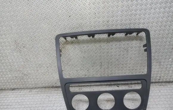 Climate control/heater control trim