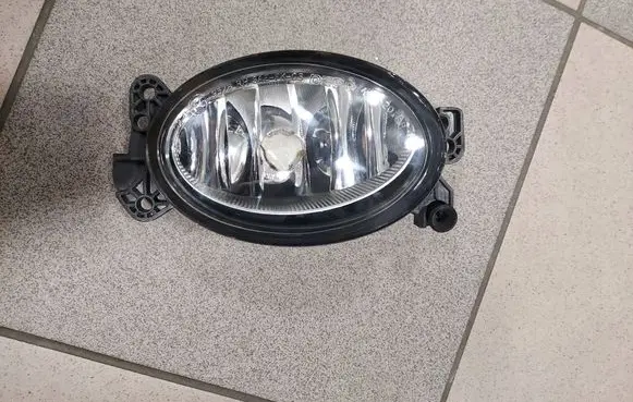 Mercedes-Benz C W204 Front fog light