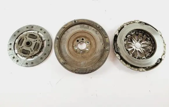 Skoda Superb B8 (3V) Clutch set kit 04L105273 123062510 323084510