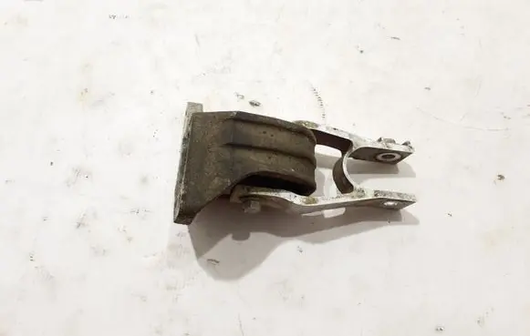 Volvo V60 Engine mount bracket 31480553