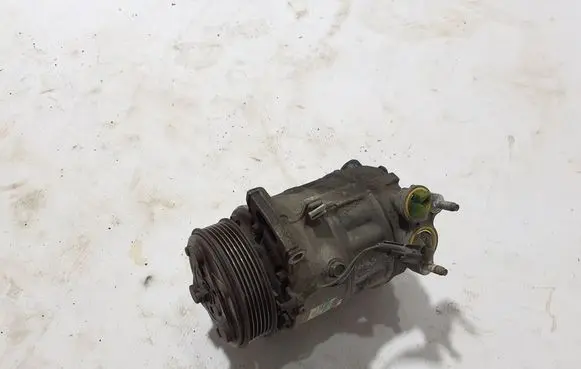 Volvo V40 Air conditioning (A/C) compressor (pump) 31291251
