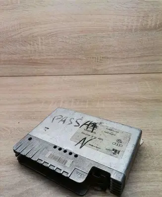 Volkswagen PASSAT B3 ABS control unit/module 535907379 03001AWCA