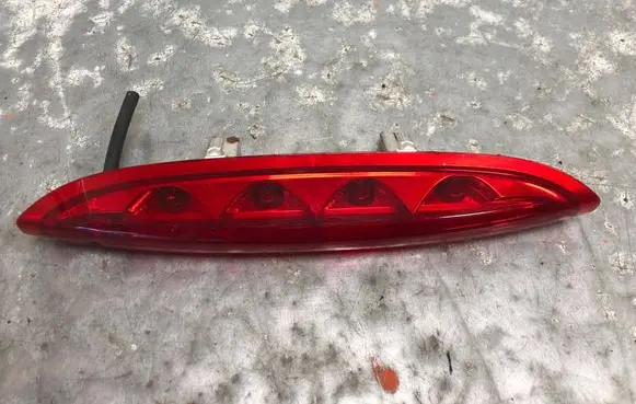 Peugeot 208 I Third/center stoplight 9674309080-BILI 9674309080