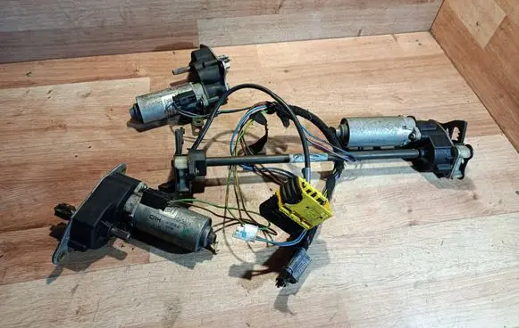 BMW X5 E53 Seat adjustment motor 1196801 2502063 0130002618